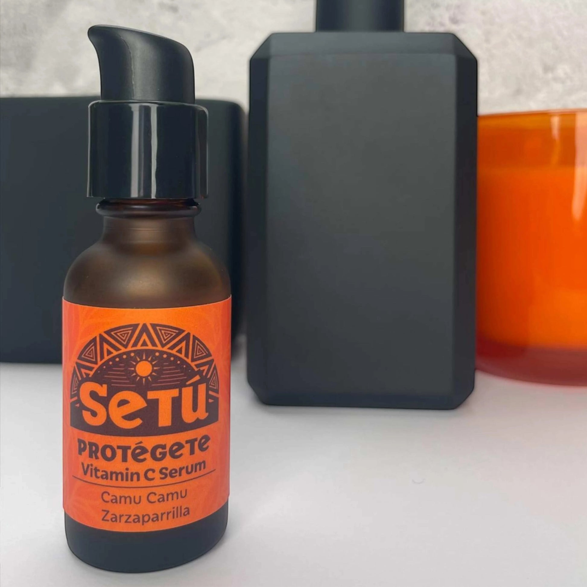Set_Vitamin_C_Serum_in_Bathroom - Setú® Skincare for Men with Latin American Ingredients