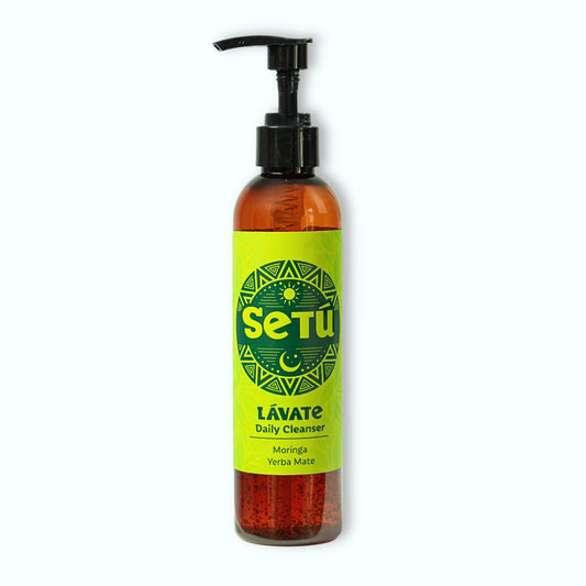 Bottle of Setu Lavate Daily Cleanser with a pump on a white background
