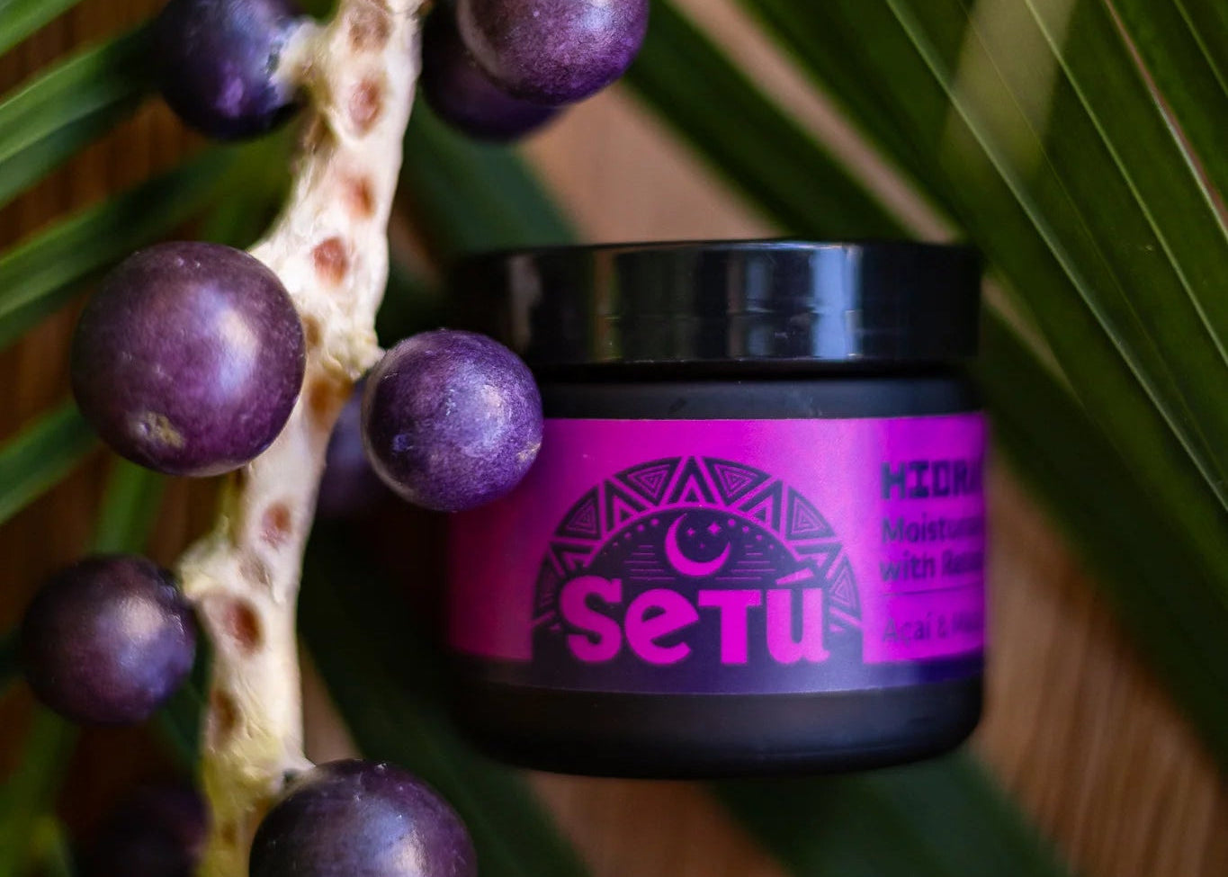 Jar of Setu product with acai